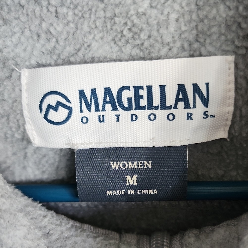 Magellan Outdoors Women's Gray Fleece Jacket - Picture 2 of 7